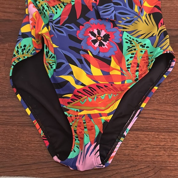 BLEU ROD BEATTE NWT ONE PC SWIMSUIT SZ 8 - Picture 4 of 6